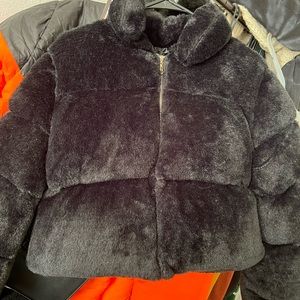 Pretty Little Thing Black Faux Fur Puffer Jacket- US 10
